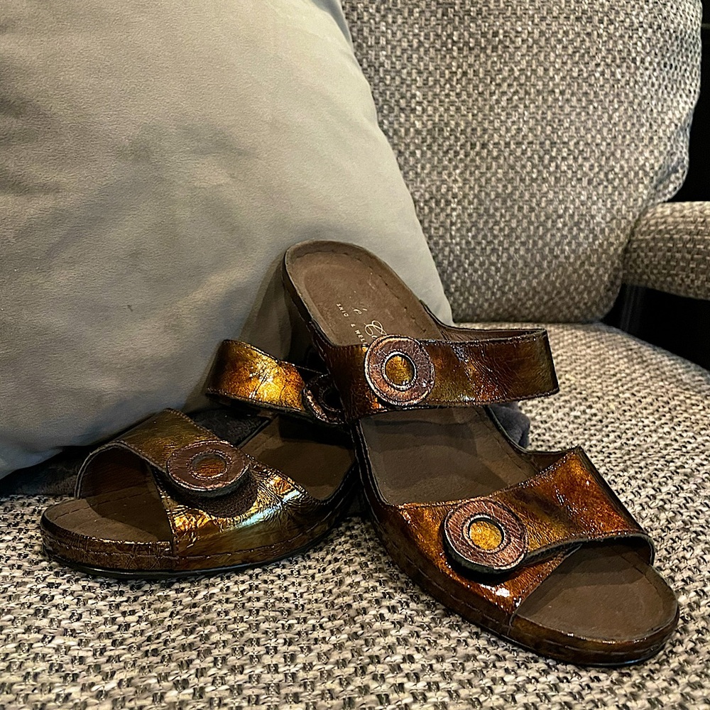 Helle Comfort bronze sandals “the Spa shoe”